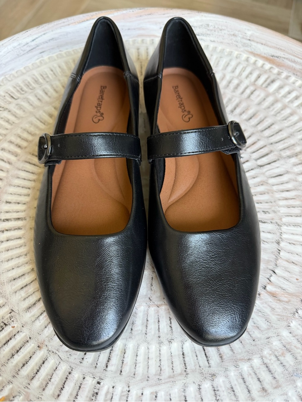 Baretrap’s Teagan MaryJane Flats in Black NWOT